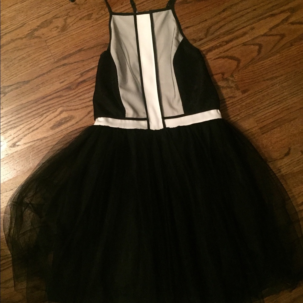 Super cute bcbg dress!